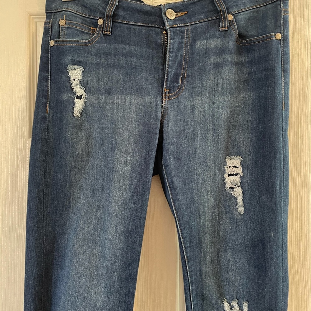 Styled Ripped Jeans - Picture 2 of 2